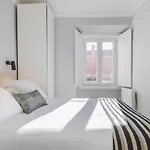 Stylish 1Bdr Apt In Bairro Alto By Lovelystay