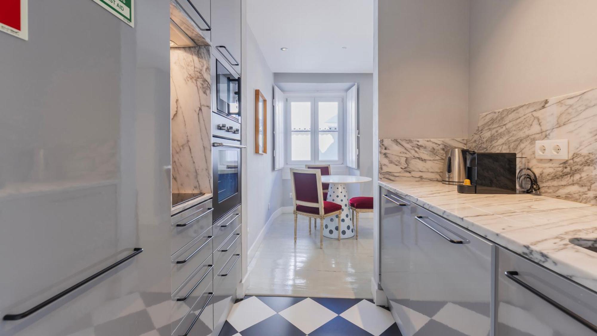 Stylish 1bdr In Bairro Alto By Lovelystay Lisboa