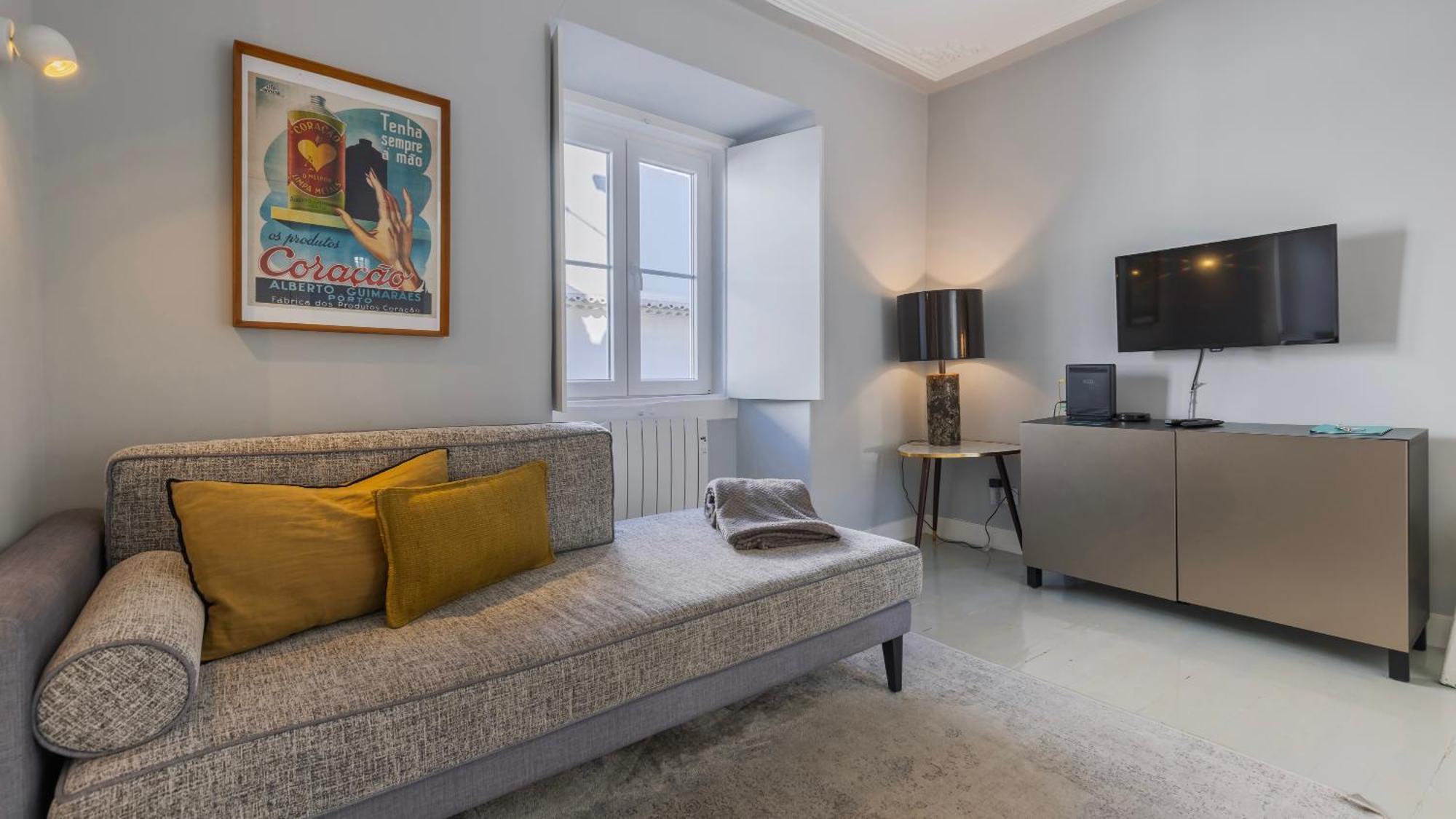 Stylish 1bdr In Bairro Alto By Lovelystay * Lisboa