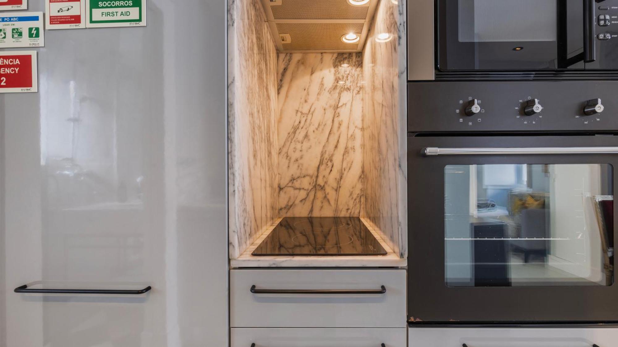 Stylish 1bdr In Bairro Alto By Lovelystay Lisboa