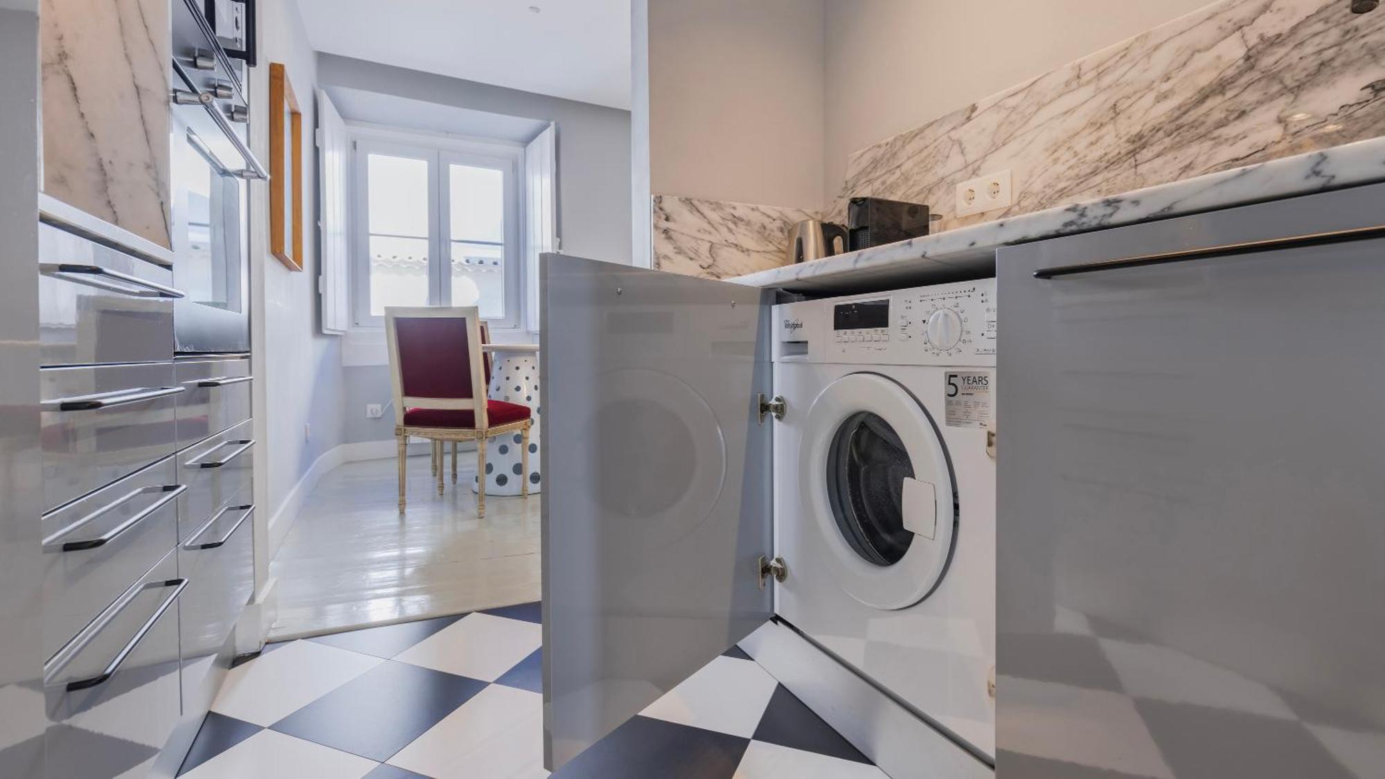 Apartamento Stylish 1bdr In Bairro Alto By Lovelystay
